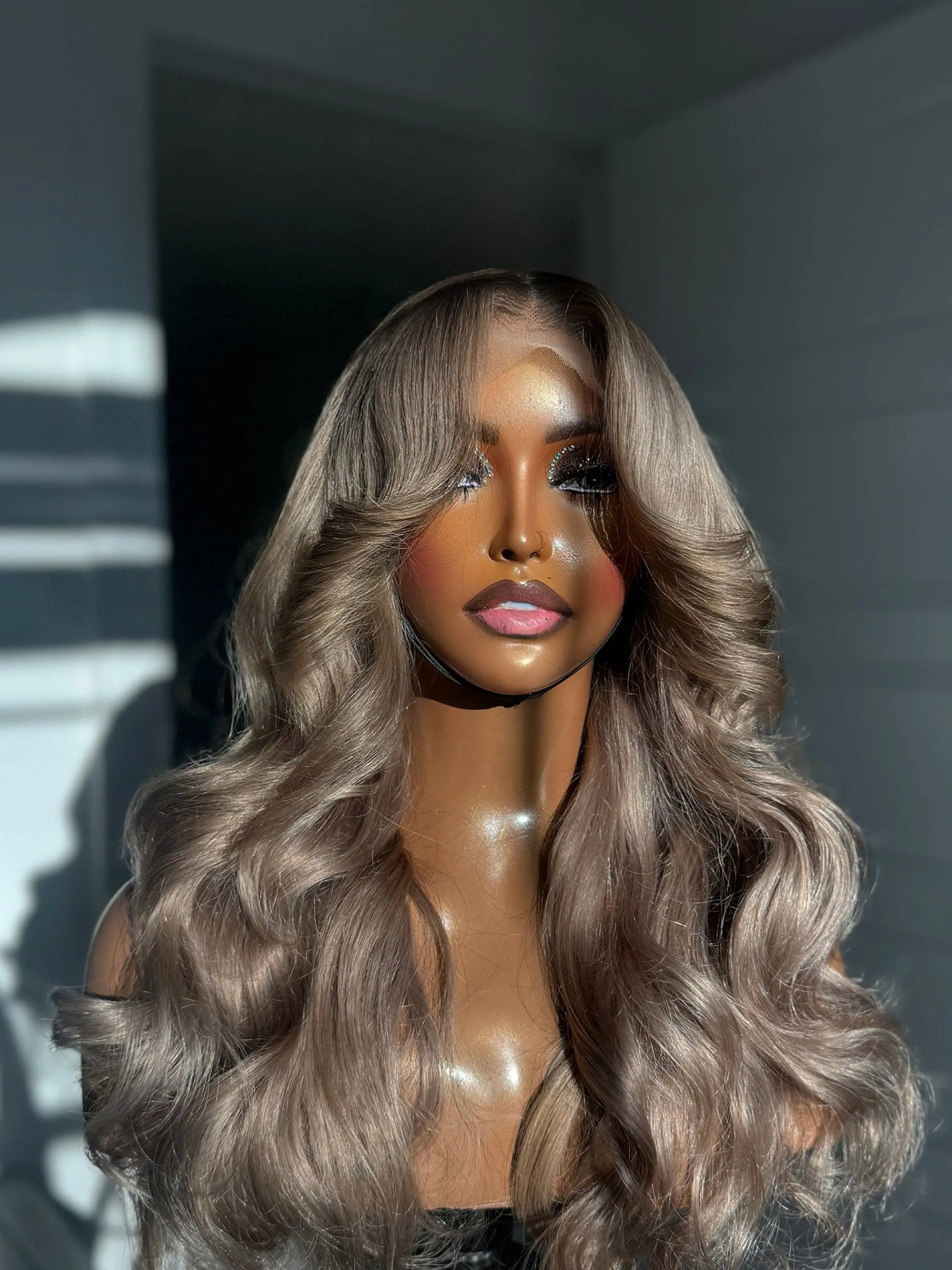 100% Virgin Cuticle Aligned Human Hair Glueless Lace Wigs Highlight Blonde Dark Root Reddish Mix Hair Pre-Plucked for Women